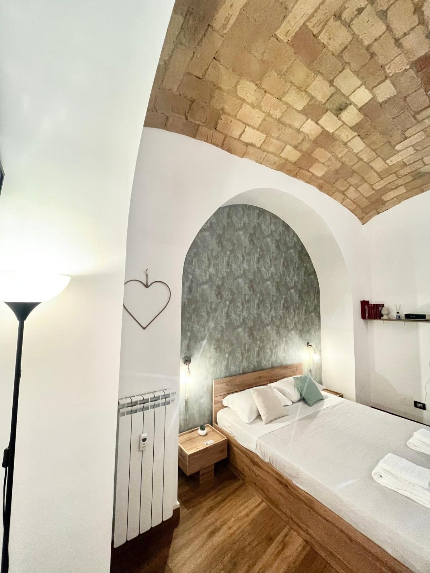 New Look8 Vatican Home Rome Exterior photo